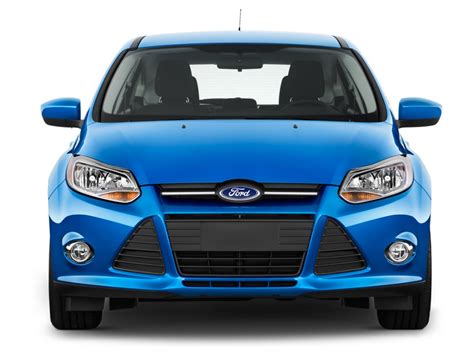 2012 Ford Focus SE 5dr HB Features and Specs .